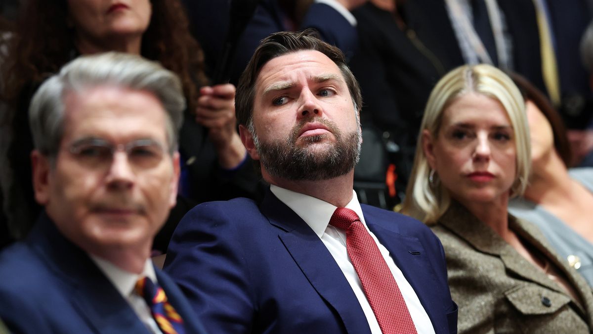 Trump "ma więcej kart". Wiceprezydent USA apeluje do Chin o rozsądek