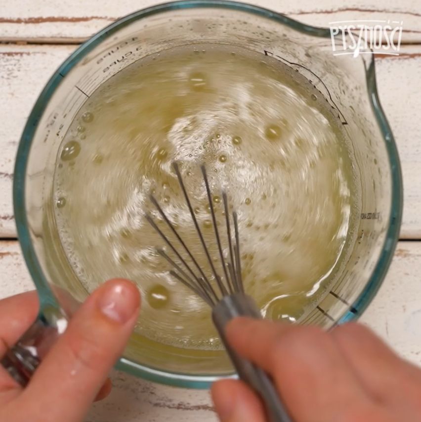 Broth with gelatin