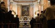 Chcą zabrać Kościołowi 2 mld. Duchowni walczą o swoje pensje