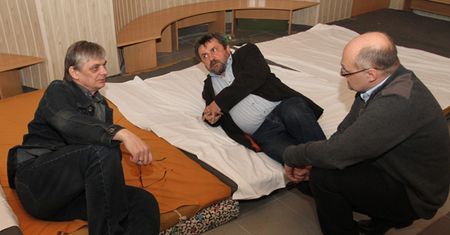 Jeden z uczestników głodówki przewieziony do szpitala