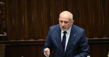 Wakacje kredytowe także dla polityków. Niektórym rata skoczyła o 100 proc.
