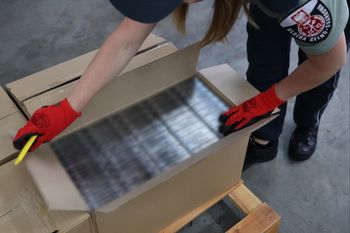 Przekręt na 11,5 mln zł. Oto co fiskus znalazł w ciężarówce