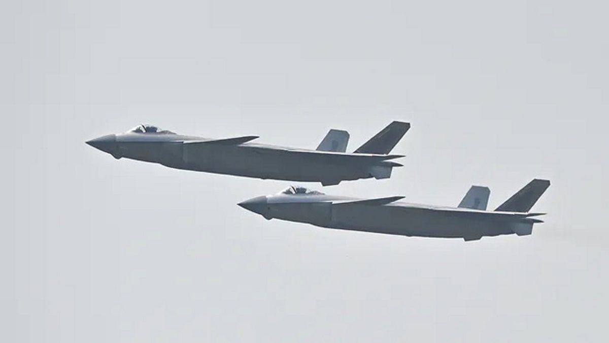 Chińskie samoloty wojskowe naruszyły w piątek przestrzeń obrony powietrznej Tajwanu 