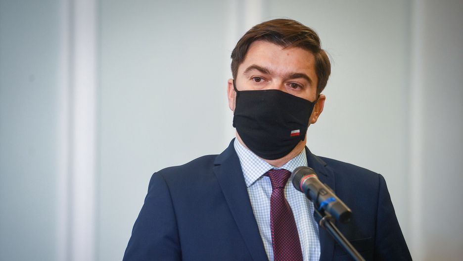 Szczepionka na COVID. Rzecznik MZ o szczepieniach w Polsce 