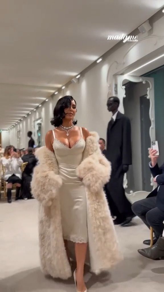 Kim Kardashian na wybiegu