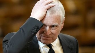 Andrzej Mountbatten-Windsor "uważa, że to niesprawiedliwe, że ludzie się od niego odwrócili". Współczujecie mu?