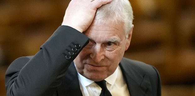 Andrzej Mountbatten-Windsor "uważa, że to niesprawiedliwe, że ludzie się od niego odwrócili". Współczujecie mu?