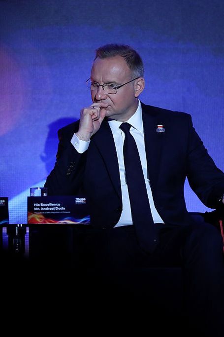 wiadomości,aktualności,WP Wiadomości Duda zapytany, czego żałuje najbardziej. Po tym pytaniu zawiesił głos