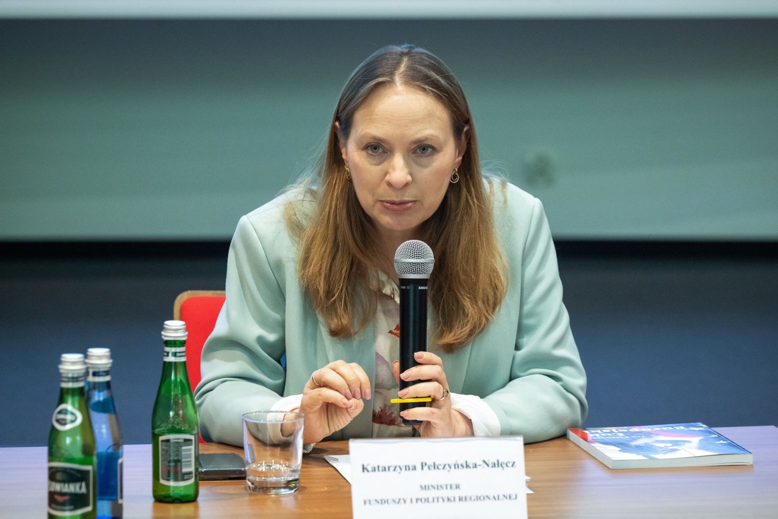 "Usiedliśmy i porozmawialiśmy". Każda partia z wicepremierem?