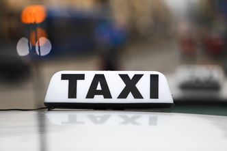 Dłużej trzeba czekać na taksówkę. Na horyzoncie podwyżki za przejazd taxi