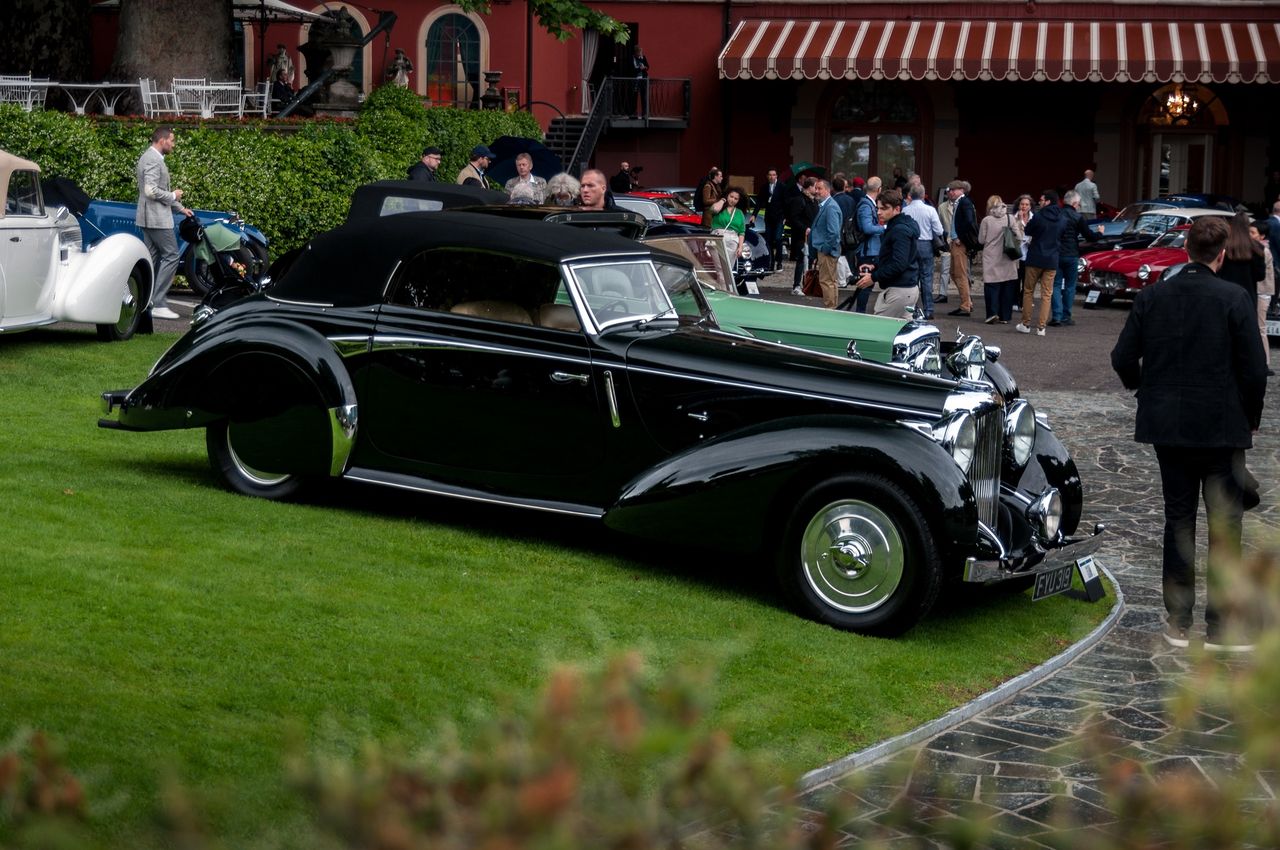 Lagonda V12 Rapide Drophead Coupe