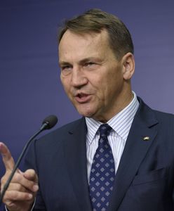 Radosław Sikorski reaguje na tekst WP. "A tacy byli pobożni"