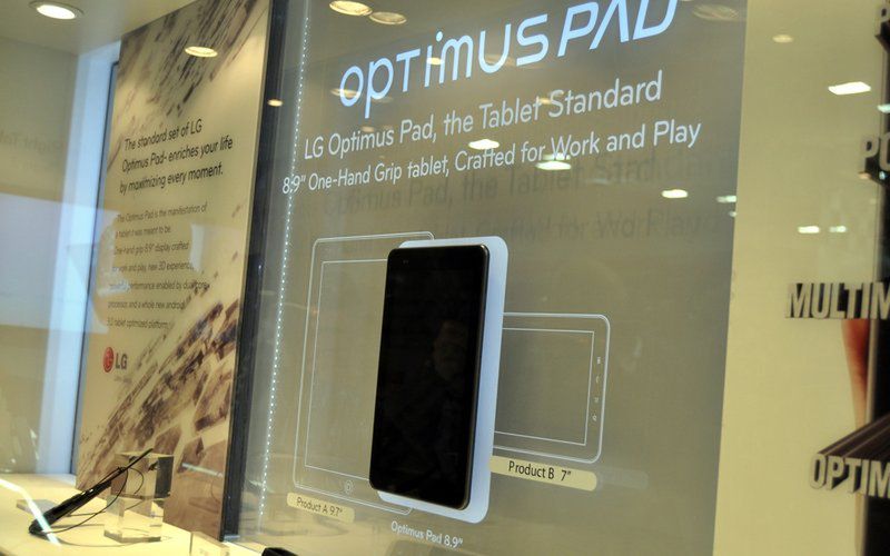 LG Optimus Tab | phonerpt.com