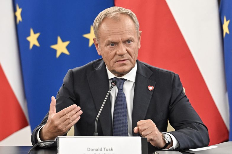 Donald Tusk
Radek Pietruszka
polityk, polityka, senat, spotkanie