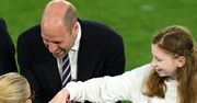 Książę William i Charlotte zeszli na boisko po finale Euro. Są zdjęcia