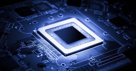 Intel planuje wejść na rynek kart graficznych - Nvidia i AMD mają się czego bać?