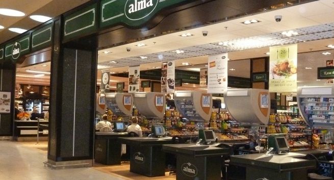 Delikatesy Alma reklamują się bannerami w programach Discovery (wideo)