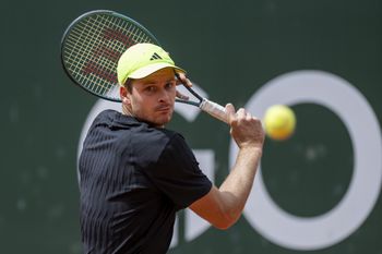 Dobre wieści z Genewy. Hubert Hurkacz wraca do formy