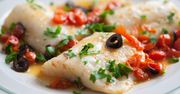 Pieczony halibut z pomidorami