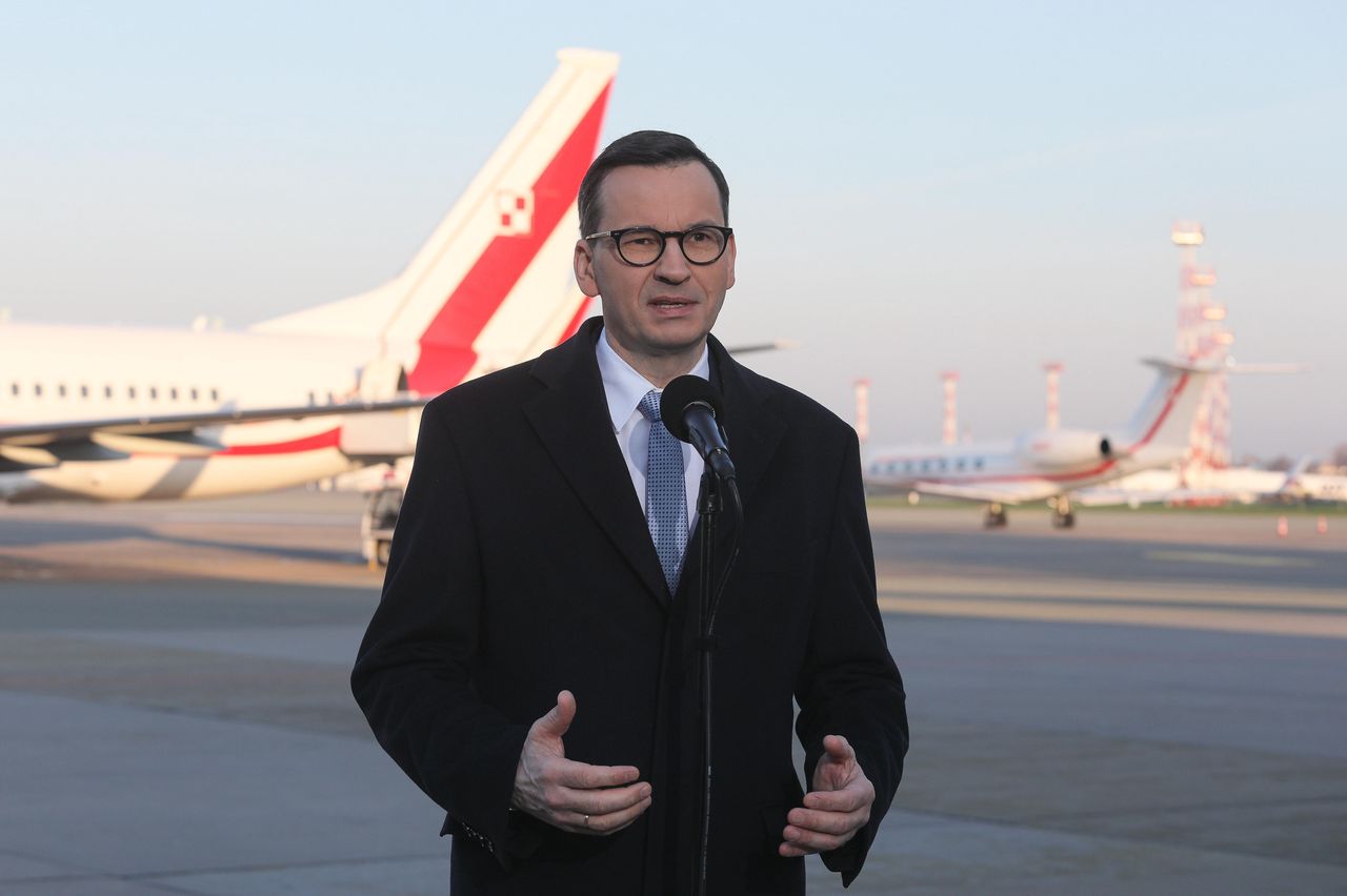 Samolot z dziennikarzami towarzyszącymi premierowi w USA nie mógł wylecieć