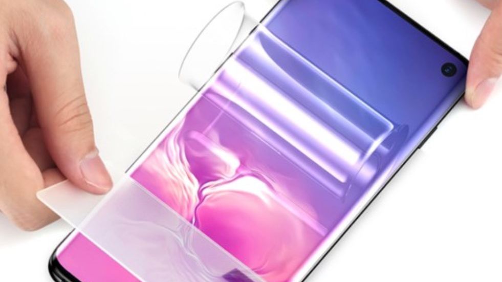 Samsung Galaxy S10 zhakowany z pomocą folii ochronnej. Producent pracuje nad rozwiązaniem 1