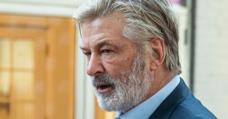 Alec Baldwin KOMENTUJE postrzelenie dwóch osób na planie! "Współpracuję z policją w tej sprawie"