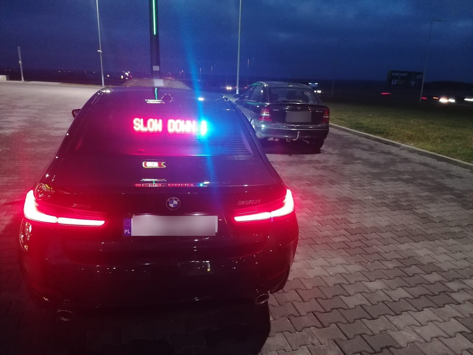 Zdjęcia z zatrzymania mężczyzny pod wpływem alkoholu