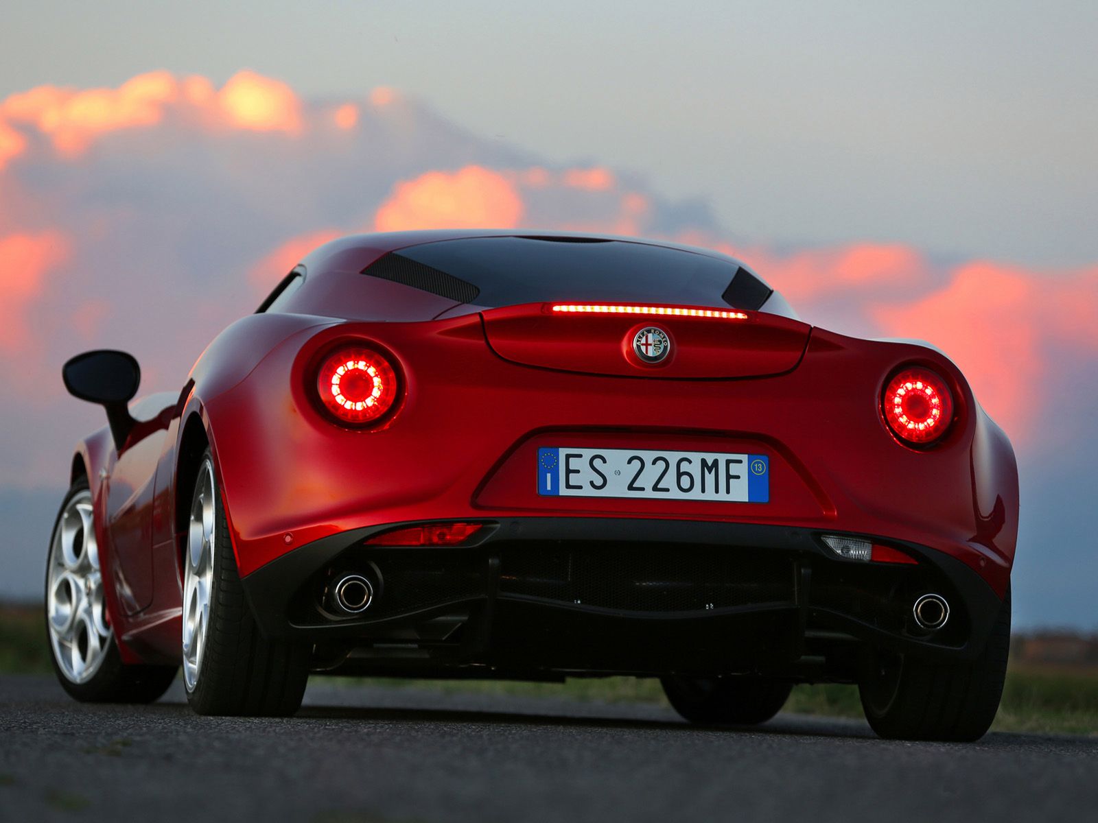 Alfa Romeo 4C 2