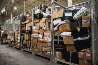 Zamiast towaru w paczkach sól i mąka. Oszukani w całej Polsce