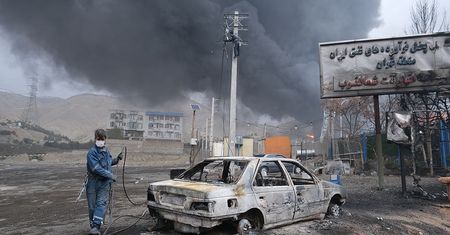 Iran: możliwe toksyczne opady. "Czujemy się, jakbyśmy się dusili"