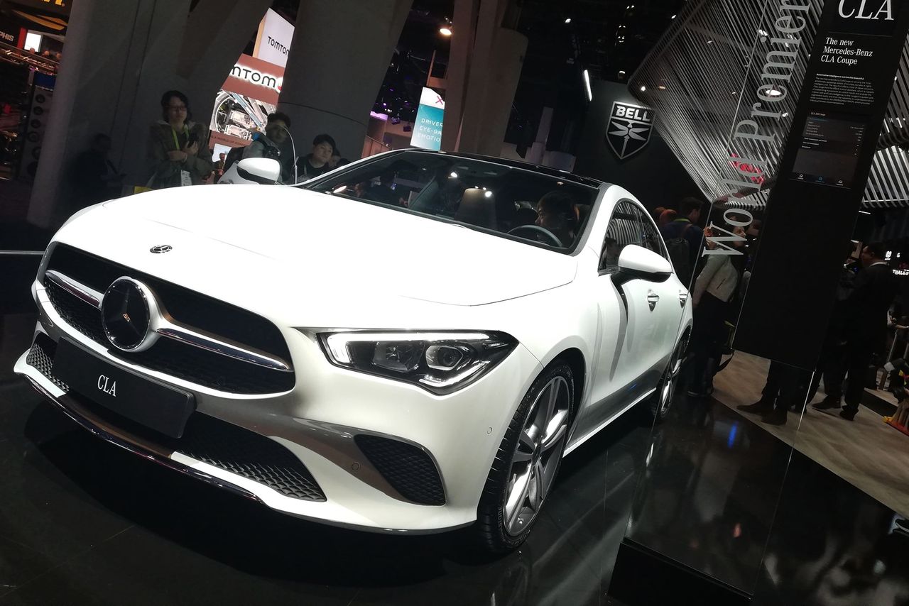 Nowy Mercedes CLA pokazany na CES 2019. Oto samochód godny targów w Las Vegas