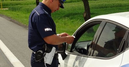 Coraz więcej kar za brak OC. 70 proc. z nich nakłada "wirtualny policjant"
