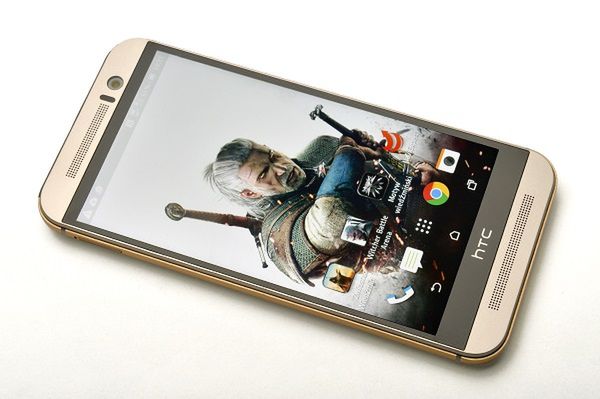 HTC One M9 i Desire 820 teraz także w wiedźmińskich odsłonach 8