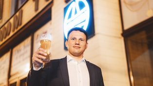 Ile na swoim pubie zarobił Sławomir Mentzen? Znamy wyniki biznesu toruńskiego polityka