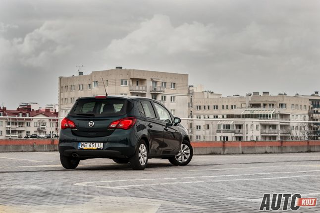 Nowy Opel Corsa to udane auto, tym czym się wyróżnia jest przede wszystkim przestronność i wysoki komfort jazdy.