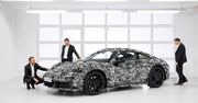 Nowe Porsche 911 zadebiutuje za miesiąc. Wiemy już całkiem sporo