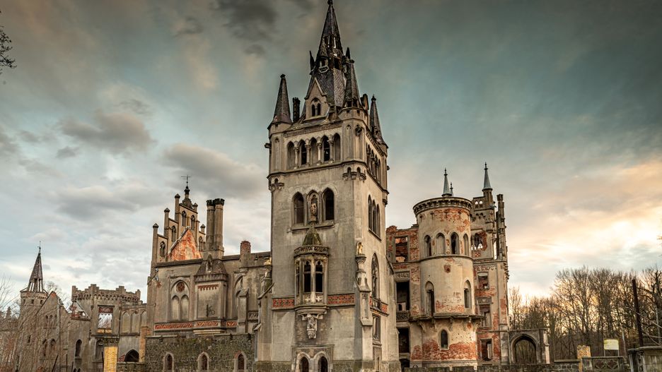 Pałac w Kopicach to jedna z najwspanialszych ruin w Polsce