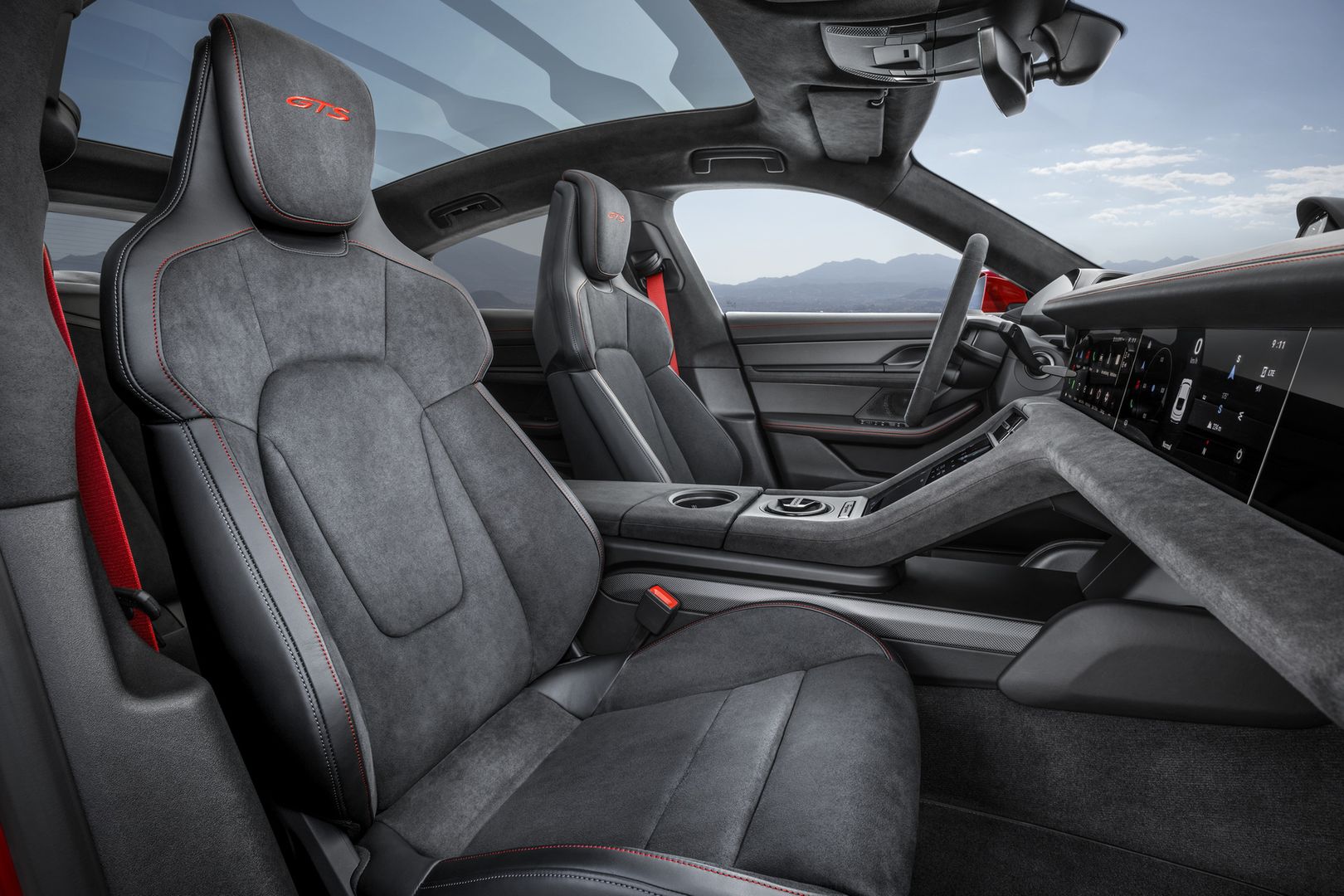 Porsche Taycan Cross Turismo GTS