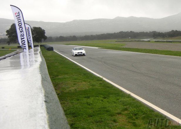 Test opon Bridgestone Potenza Adrenalin RE002 w Ascari Race Resort [relacja autokult.pl]
