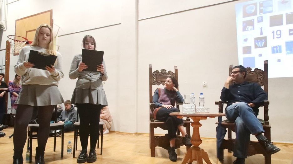 Wybitny artysta Wilhelm Sasnal w Państwowym Liceum Sztuk Plastycznych w Szczecinie