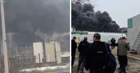 Rakiety spadły na fabrykę w Izraelu. Na nagraniach widać ogromny pożar