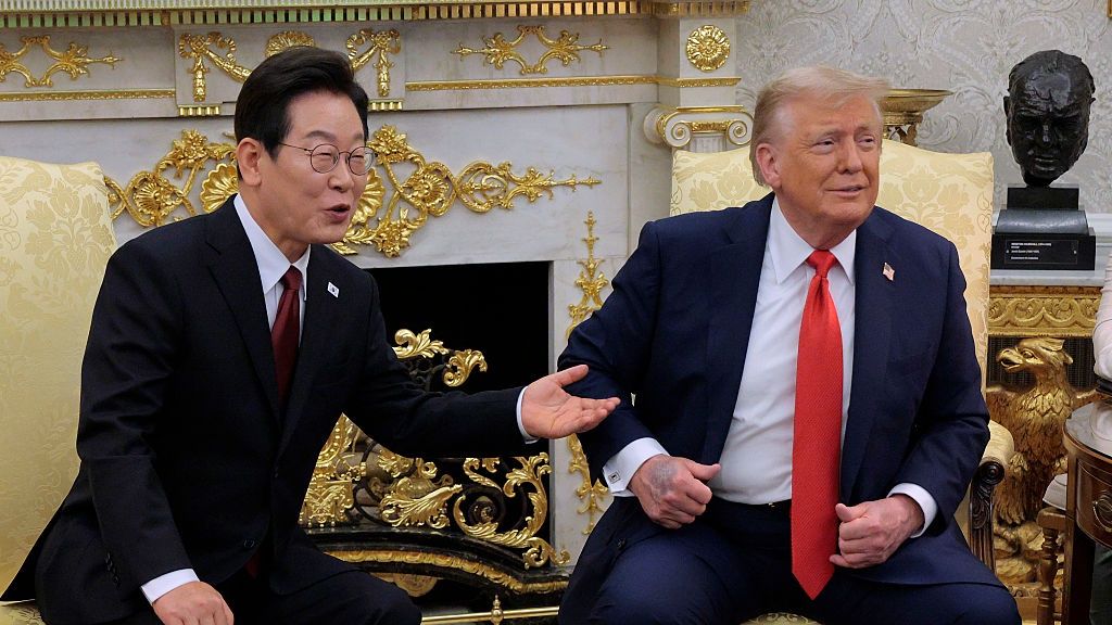 President Trump Meets With South Korean President Lee Jae Myung At The White House
WASHINGTON, DC - AUGUST 25: U.S. President Donald Trump (R) and South Korean President Lee Jae-myung talk to reporters before an Oval Office meeting at the White House on August 25, 2025 in Washington, DC. During Lee's first official visit to the White House, the two leaders are set to discuss trade and military cooperation to counter North Korea and China, South Korea's top trade partner. (Photo by Chip Somodevilla/Getty Images)
Chip Somodevilla
bestof, topix