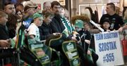 Częstochowa: Tłumy kibiców na prezentacji drużyny Krono-Plast Włókniarz Częstochowa na sezon 2026. Tłum kibiców, powrót Holty i... rozbudowa stadionu