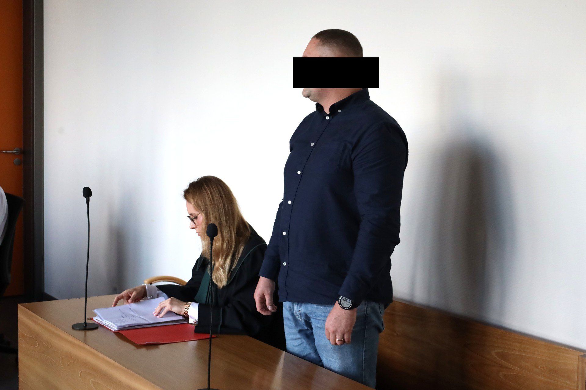 W Sądzie Rejonowym w Rzeszowie odbyła się rozprawa kierowcy oskarżonego o potrącenie 14-letniej Darii w grudniu 2023 roku. Dziewczynka szła do szkoły.