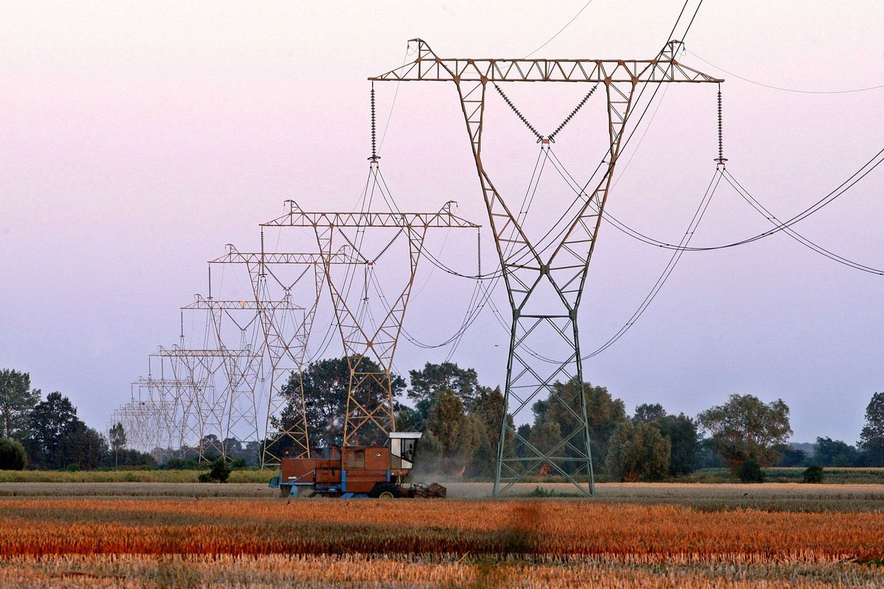 Bez prądu nawet do 12 godzin na Śląsku! Wyłączenia energii elektrycznej do 23 maja 2025. Gdzie i kiedy zabraknie prądu?