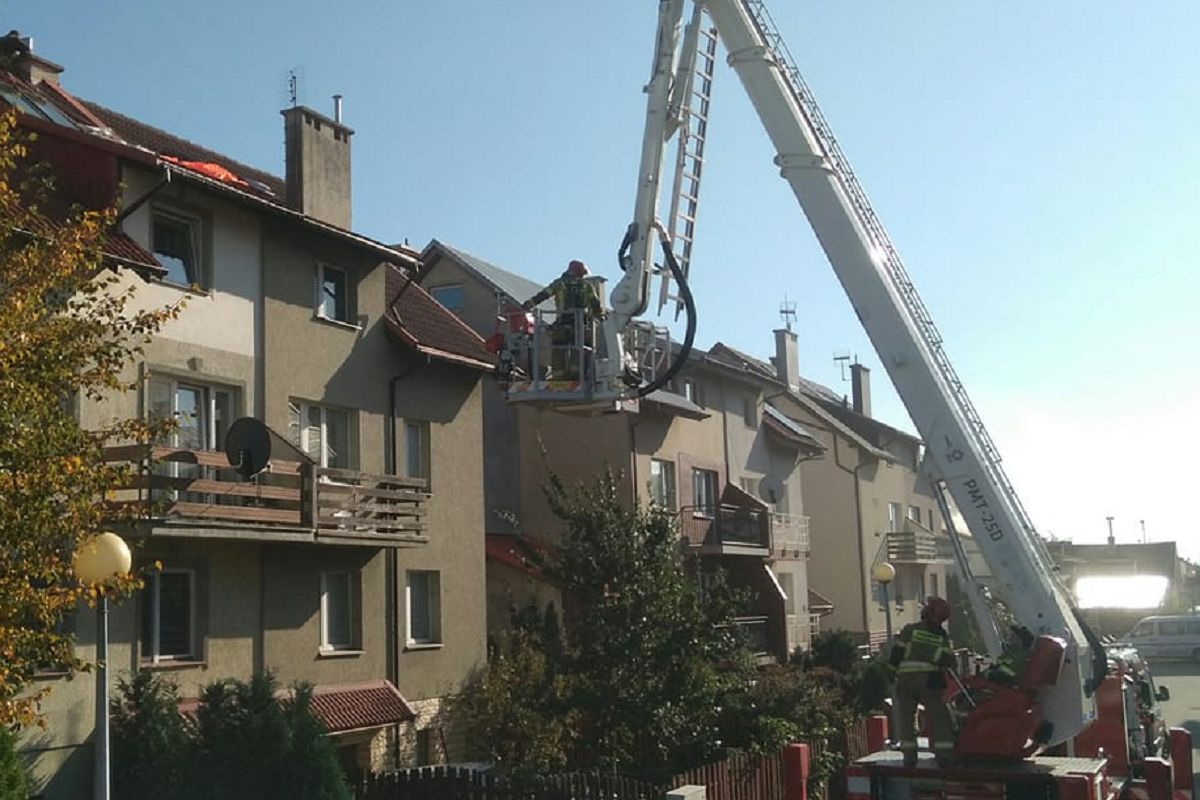 Pierwszy raz skakała ze spadochronem 