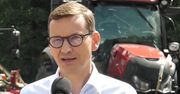 Morawiecki z wizytą u rolnika. Nagranie wzbudziło podejrzenia. Jest oświadczenie
