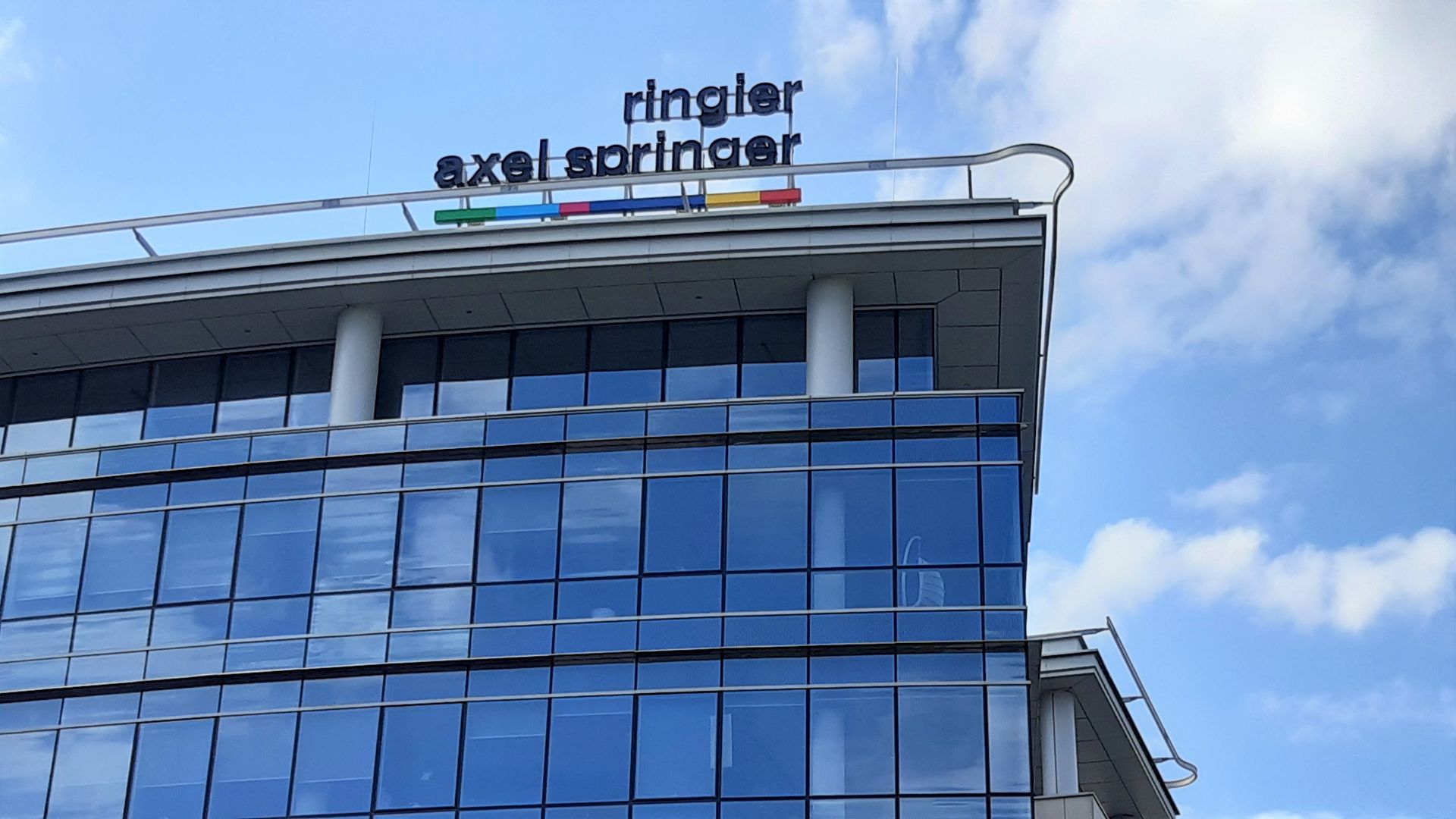 Rewolucja w biurze reklamy Ringier Axel Springer Polska