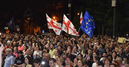 Gruzja w "poczekalni Europy". Marzą o Unii Europejskiej, ale obawiają się Putina i Rosji