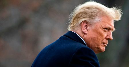 Twitter na stałe blokuje Trumpa. Jego zwolennicy przechodzą w nowe miejsce